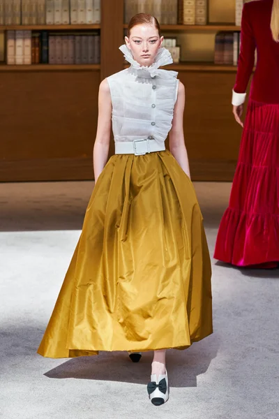 Look 61